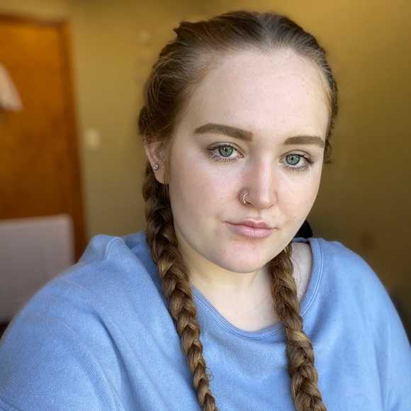 Meet your Posher, Emmaline - Picture 2 of 4